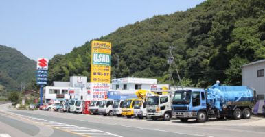 外観：トラック１バン宇和島店